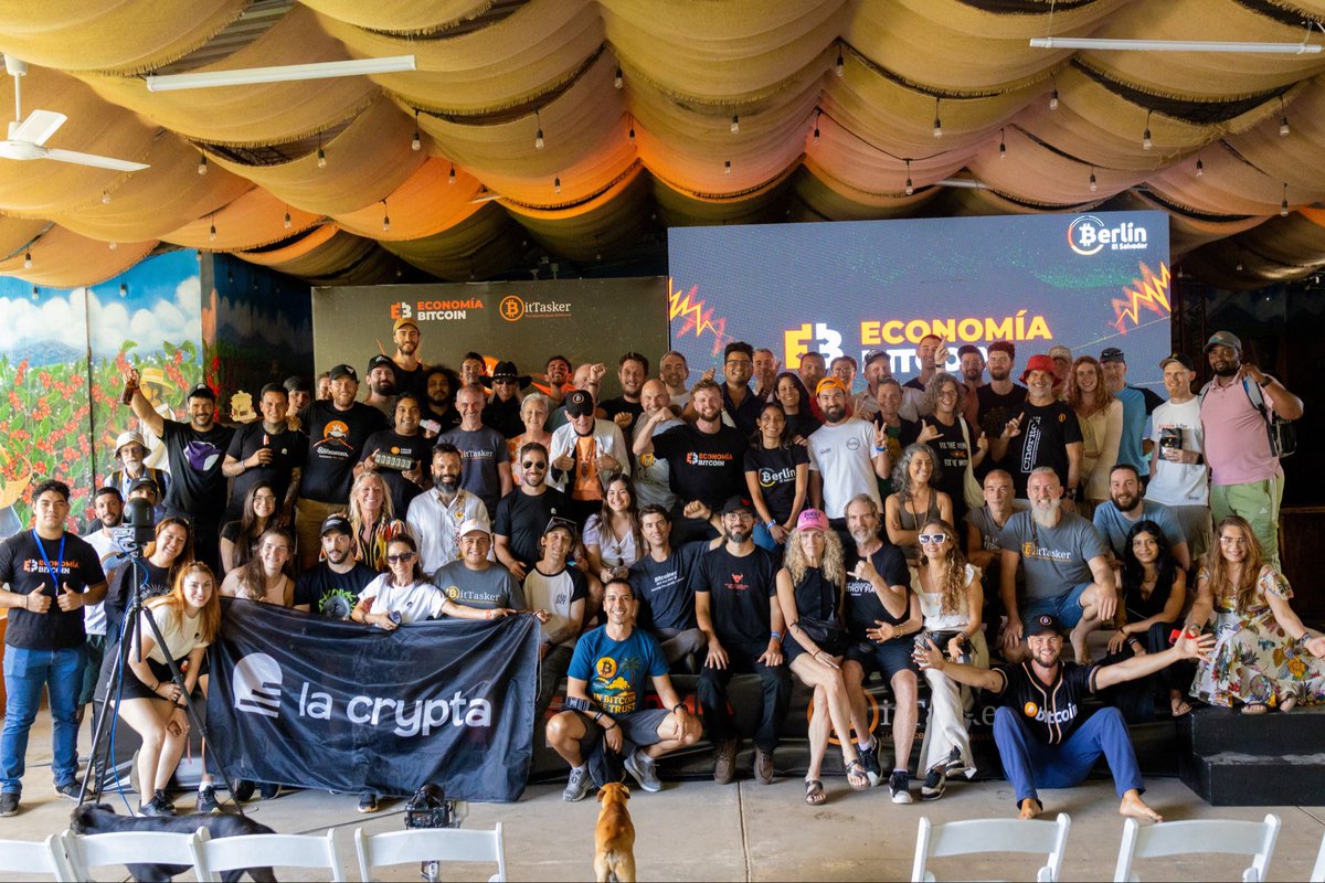 <a href="/LaCryptaOk/">La Crypta 🧙‍♂️</a> <a href="/BitcoinBerlinSV/">Bitcoin Berlín SV 🇸🇻</a> La conferencia de <a href="/EconomiaBtc/">Economía Bitcoin</a> con base en Berlín este 22-23 de Noviembre demuestra lo que son las bases de las economías circulares, la mística de conocer a los merchants de la ciudad sus historias de vida y el porqué decidieron aceptar Bitcoin son cosas que no olvidaré jamás.