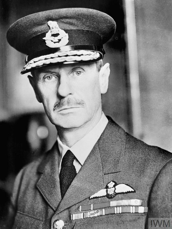 BofBBunker's tweet image. On 24 November 1940, Air Chief Marshall Hugh Dowding was replaced by Air Marshall Sholto Douglas. Dowding was Commander-in-Chief of RAF Fighter Command from 1936 to November 1940, leading our fighter pilots to victory during the Battle of Britain. 

©️ IWM

#battleofbritain
