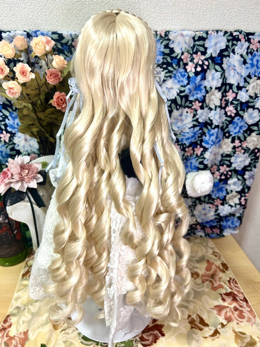 kamitsure_nui's tweet image. Coco(@MurmurCoco )様のウィッグが届きました〜🎁

カールと三つ編みが美しい✨
名家のお嬢様なとても麗しいさゆちゃんになりました🥹✨

 #MurmurCoco
 #DearSD 
 #SDみゆ