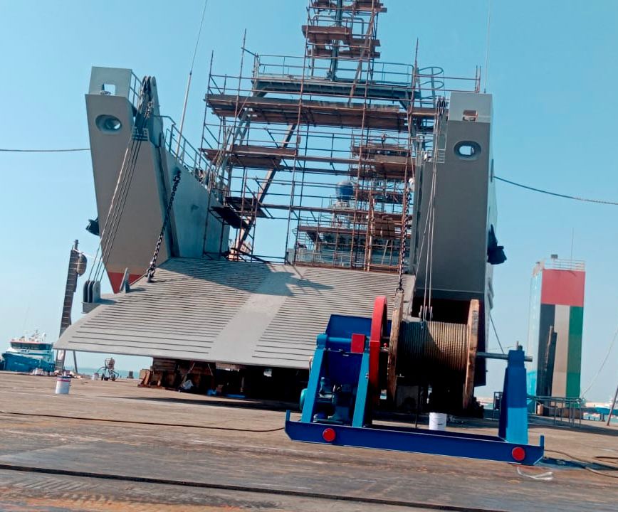 servetechliftng's tweet photo. Keep your operations running smoothly with proper wire rope spooling! 🛠️💪 Wire rope spooling is a critical process that requires attention to detail to prevent tangles and crush damage. By spooling your wire rope correctly.

📧 Inquiries : lifting@servetechme.com https://t.co/cZoii9bNSO