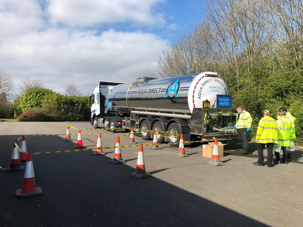 AquaDirectLtd's tweet image. Did you know we can supply taps and 500 or 1,000 litre bowsers along with your bulk tanker.

Contact us now: aqua-direct.co.uk

#aquadirectltd #watersolutions #springwater #bulkwater #freshwater