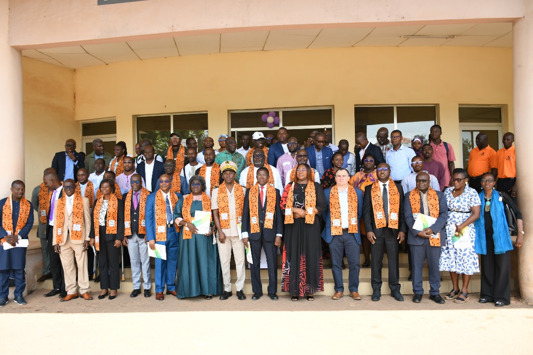 JOURNÉE PORTES OUVERTES DE L’OBSERVATOIRE DE RECHERCHE EN ENVIRONNEMENT DE NAMBEKAHA (OREN) À L’UPGC
Présentation d’infrastructures, d’équipements et des axes de recherche au programme