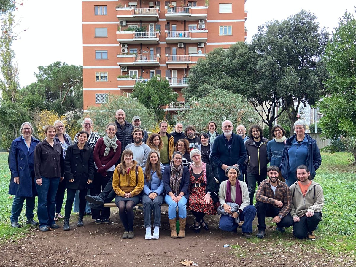 IEOVigo's tweet photo. 🎣 @matebarreiro participó en el grupo de trabajo del @ICESmarine sobre el impacto bentónico de la pesca, junto a colegas del @ieo_baleares y Santander.

🖋️ Desarrollan metodologías e indicadores para evaluar el impacto de pesquerías de arrastre en ecosistemas bentónicos. https://t.co/DKXnEKCT5W