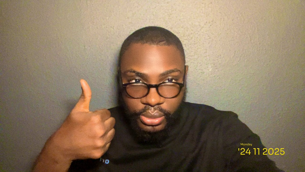 ObohX's tweet image. Monday 

Up for my daily $1M, if I see $200 or $20 I go collect 

I Provide data solutions to businesses
From analyzing to visualizing 
I tell a story with your data and help you make better decisions 

You no believe? Ask around  or send a Dm ! 

#ExcelBoss