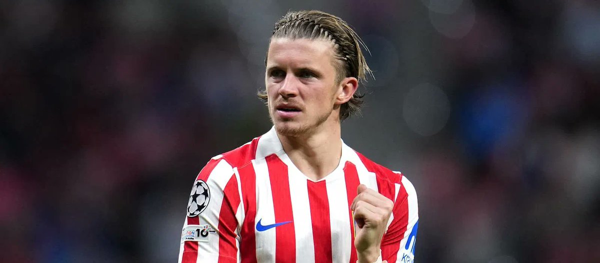 Lyall Thomas tweet media