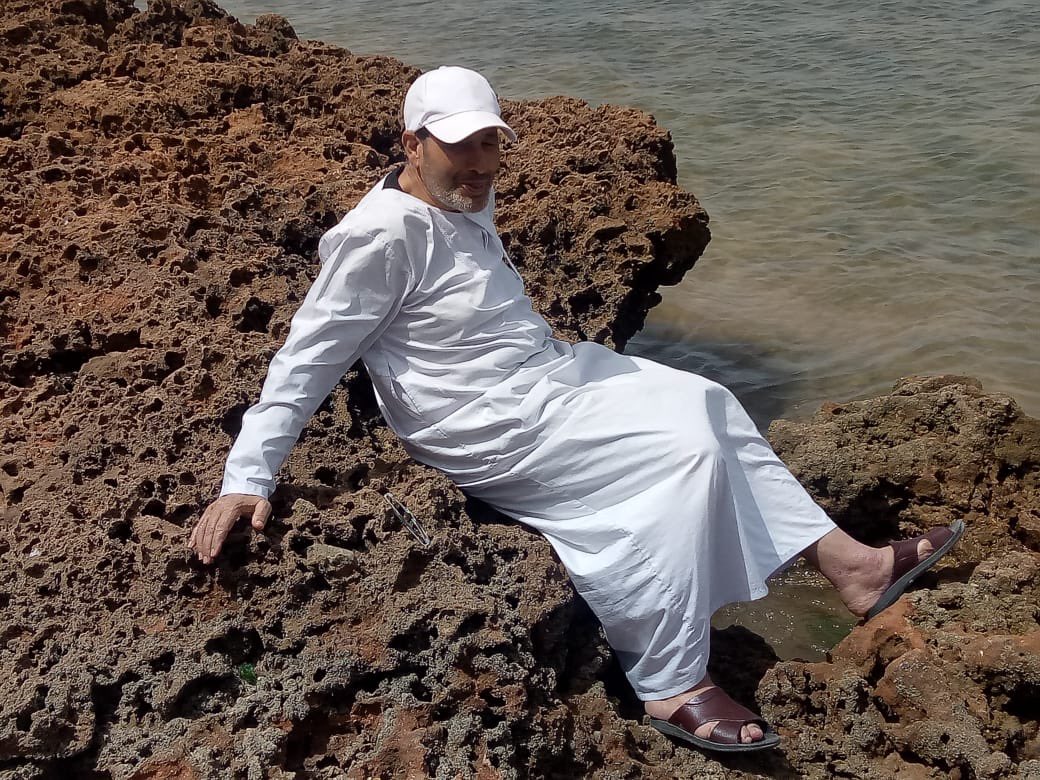 MLabrassi's tweet image. أحياناً… أجمل علاج هو لحظة صمت قدّام البحر.