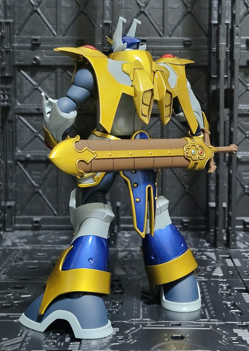 sakuretudan's tweet image. 「よし！いくぞぉ、スサノオッ！！」
MODEROIDより魔空戦神・スサノオロールアウトしました。
30年マジで待ったよ。
作れた事で感動しっぱなしですわ。
1枚目:フロントビュー
2枚目:リアビュー
3枚目:火炎放射ポーズ
4枚目:肩部サンダービーム発射ポーズ
#MODEROID
#ヤマトタケル