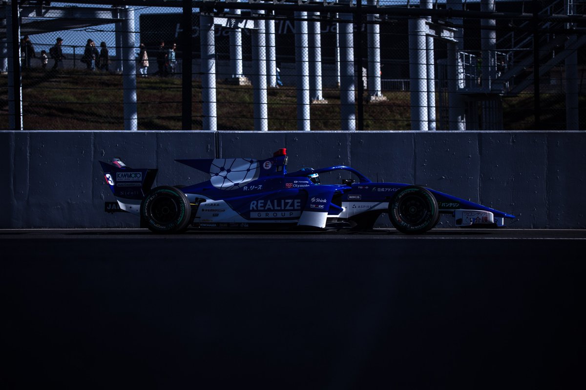 _silent_star__'s tweet image. ←ここから撮った写真　写真撮ってるとき→ #SFormula