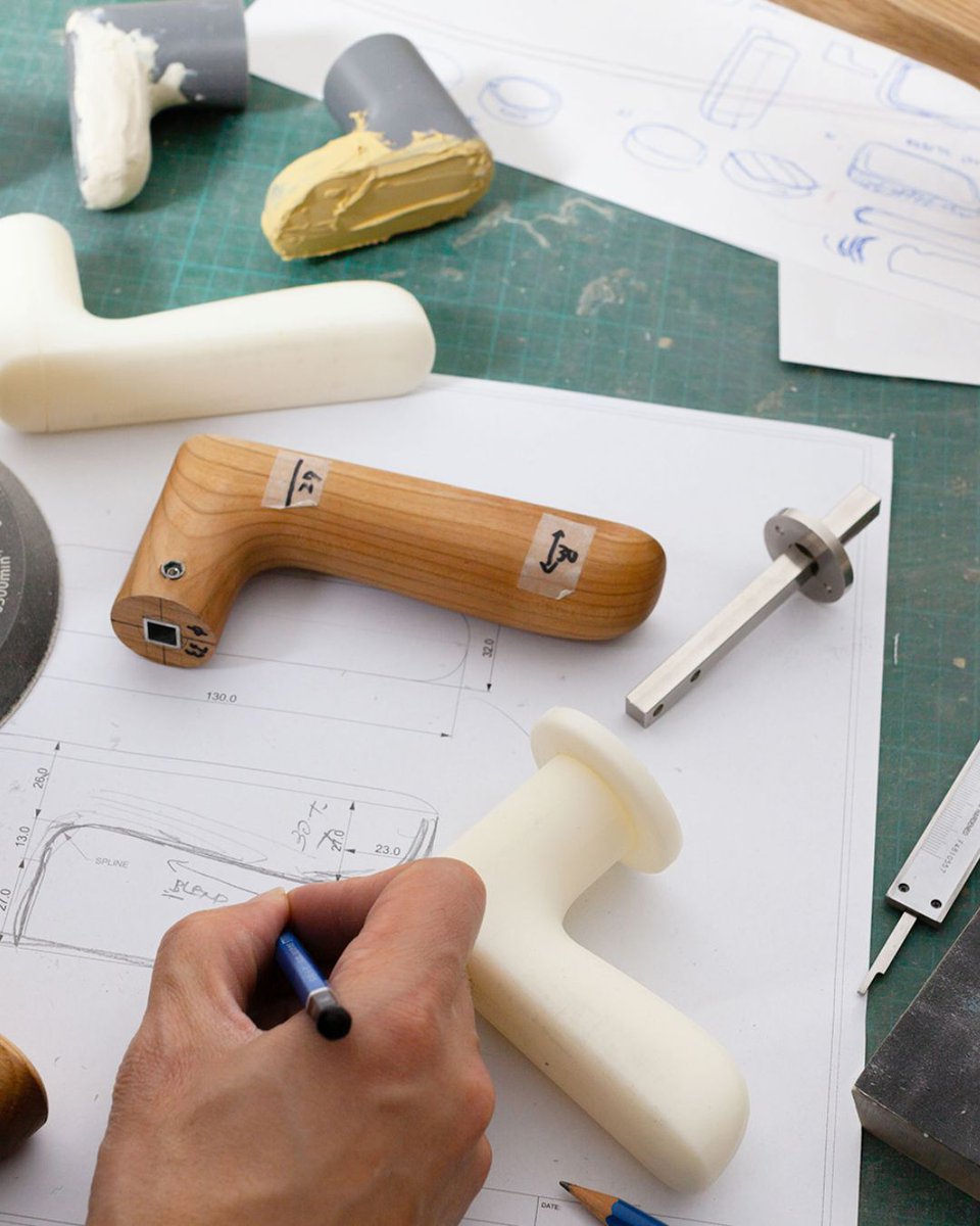 designwantedmag's tweet image. Carved from solid wood, these handles are shaped for both pull and push, with intersecting planes forming a subtle guiding ridge.

Ridges by Keiji Takeuchi x aru.

#designwanted #design #handledesign