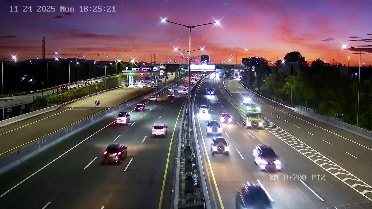 infotolbsd's tweet image. Pukul 18:25 WIB Ruas tol Pondok Aren-Serpong lalin lancar di kedua arah, cuaca cerah, tertib berkendara utamakan keselamatan bersama
@TMCPoldaMetro @PTJASAMARGA @NusantaraInfra @RadioElshinta