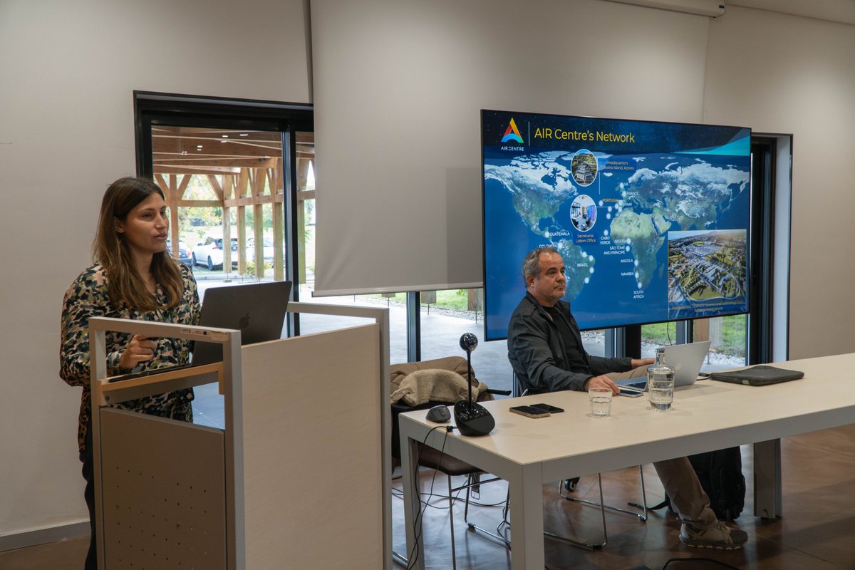 No âmbito do Projeto S m AI l e, alunos nacionais e estrangeiros visitaram, a convite do <a href="/AIRCentre_org/">AIR Centre: Atlantic International Research Centre</a>, o <a href="/terinov_pct/">TERINOV - Science and Technology Park</a>.

Os estudantes tiveram a oportunidade de conhecer o trabalho deste centro de investigação, bem como alguns projetos instalados no Parque.