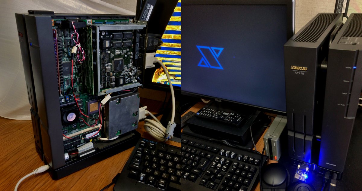 CZ662C's tweet image. うちで稼働する4台のX68000中、ツインタワーはこの2台。
圧倒的高性能の030+060turbo機の出番が多いかと思ったら、実際によく使うのは右のXVI+Xellent30+クロックアップの機体。
互換性の高いMC68000の速度が10/16/18MHzで切り替えられるのと、それぞれの倍クロックで動く030の使い勝手が良いのです😊