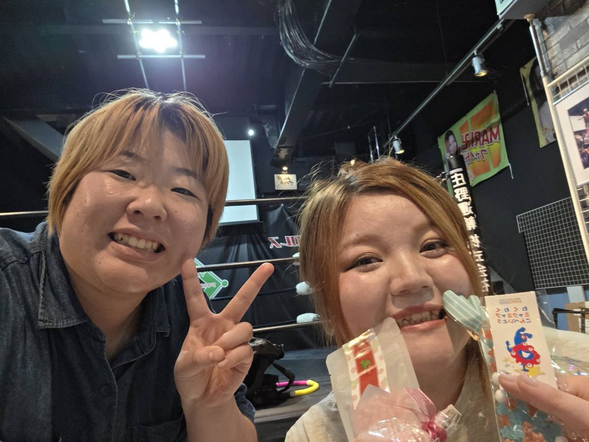 m_a_r_i_0130's tweet image. れなと写真撮るの忘れたんだけど。

れな、デビューおめでとう！
ひとまず8月に岐阜に練習にきたれなとの写真を…
れなは大きいし、ただただ頑張りを見せるだけじゃ評価されない。私もだからわかる！
強さが必要だ！
付き合うから一緒に頑張ろうね🔥
応援ありがとうございました🙇‍♀️
取り急ぎお礼まで！