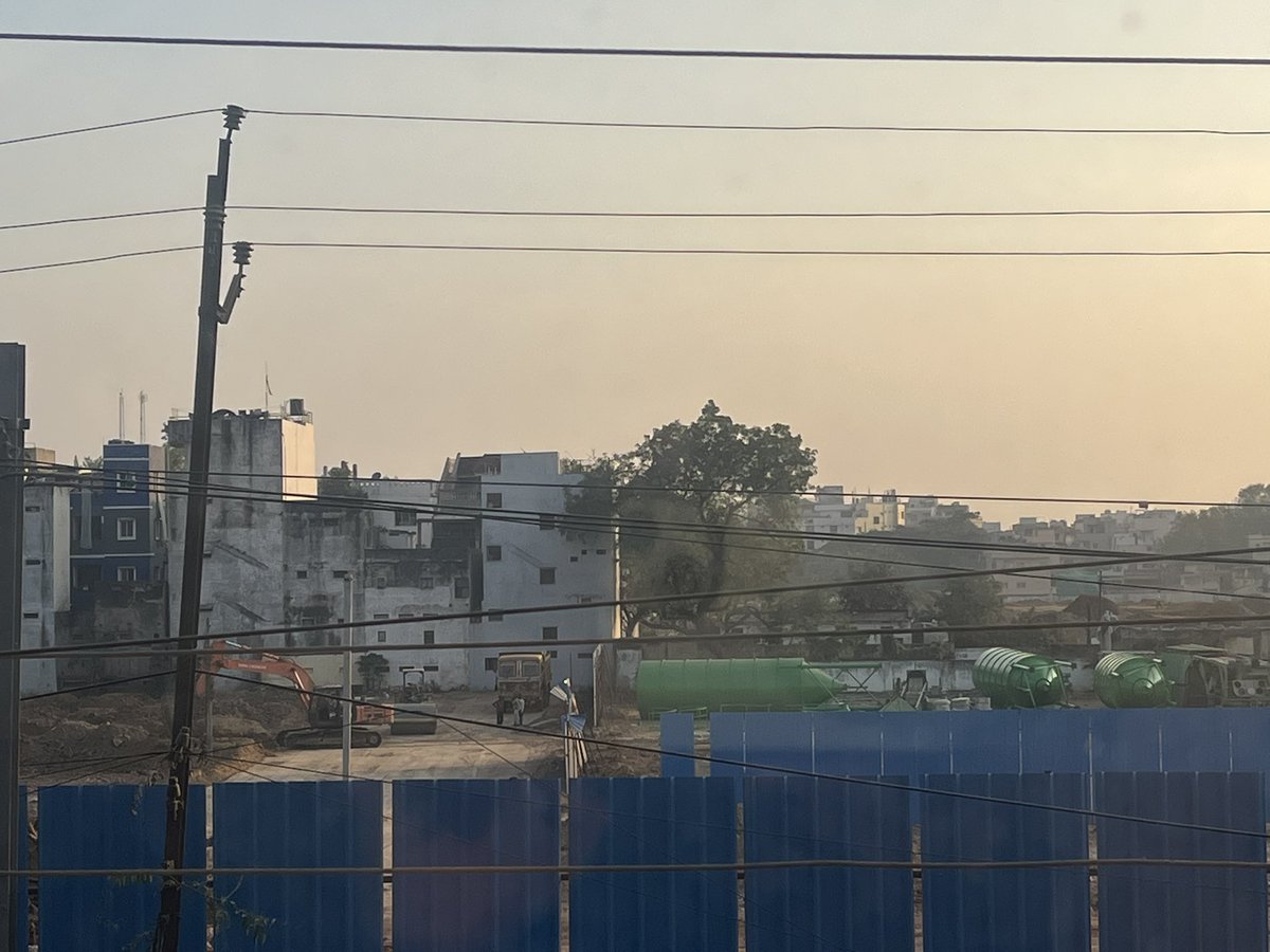 madhusudhang87's tweet image. The newly constructing #Osmaniageneralhospital in Hyderabad. Complete the work with more speed. By using #ONEJCB is not easy to complete it in with in a time frame.  #contractor should be more aggressive on quality and time frame. @TelanganaCS @SPNProject