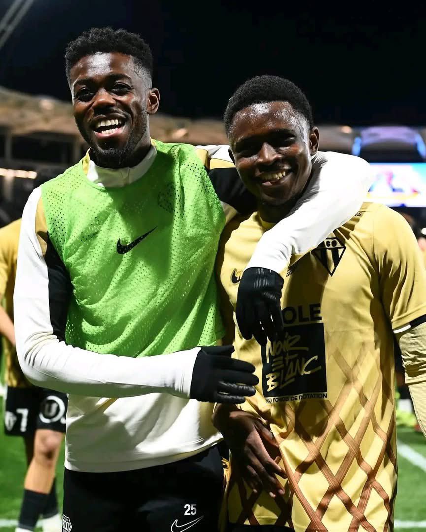 lataniere237's tweet image. ⚫⚪ Harouna Djibirin et le SCO Angers s’imposent 1-0 à Toulouse.

Le jeune attaquant camerounais signe son 5ᵉ match en Ligue 1, avec 10 minutes de jeu, et continue de gagner en confiance.