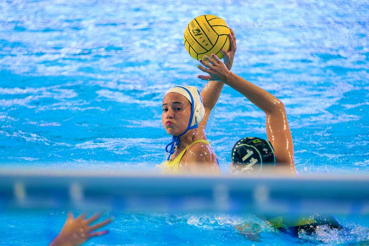 #WP
Por 2ª semana consecutiva Raquel Fernández convocada para entrenar 4 días en <a href="/CARSantCugat/">CAR Sant Cugat</a>
🤽‍♀️🇪🇸➕🇮🇹🔝
Ha participado en la concentración sub16 conjunta <a href="/RFEN_Oficial/">RFEN</a> + <a href="/FINOfficial_/">Federnuoto</a> celebrada en #Barcelona
#orgullosisimos
#trainhardplayhard
#elpololopeta
📸<a href="/MiguelCapelli/">Miguel Capelli</a>