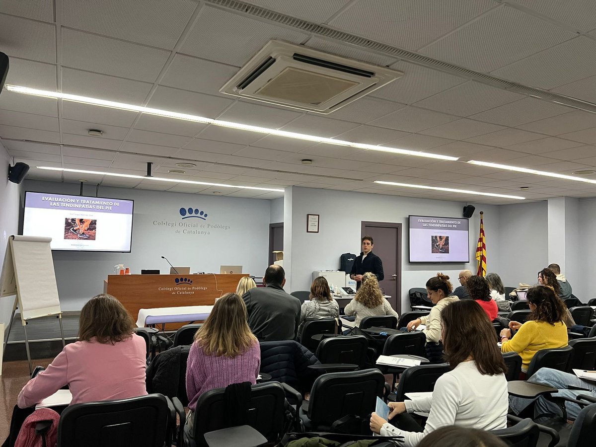 CollegiPodolegs's tweet image. El passat divendres, a la sede del📍 @CollegiPodolegs, 3ª edició del ➡️ Curs: Avaluació i tractament de les tendinopaties del peu ✅ Ponent: Sergio Martínez Zazo 

Moltes gràcies! 

#colpodocat #podologia #formacio