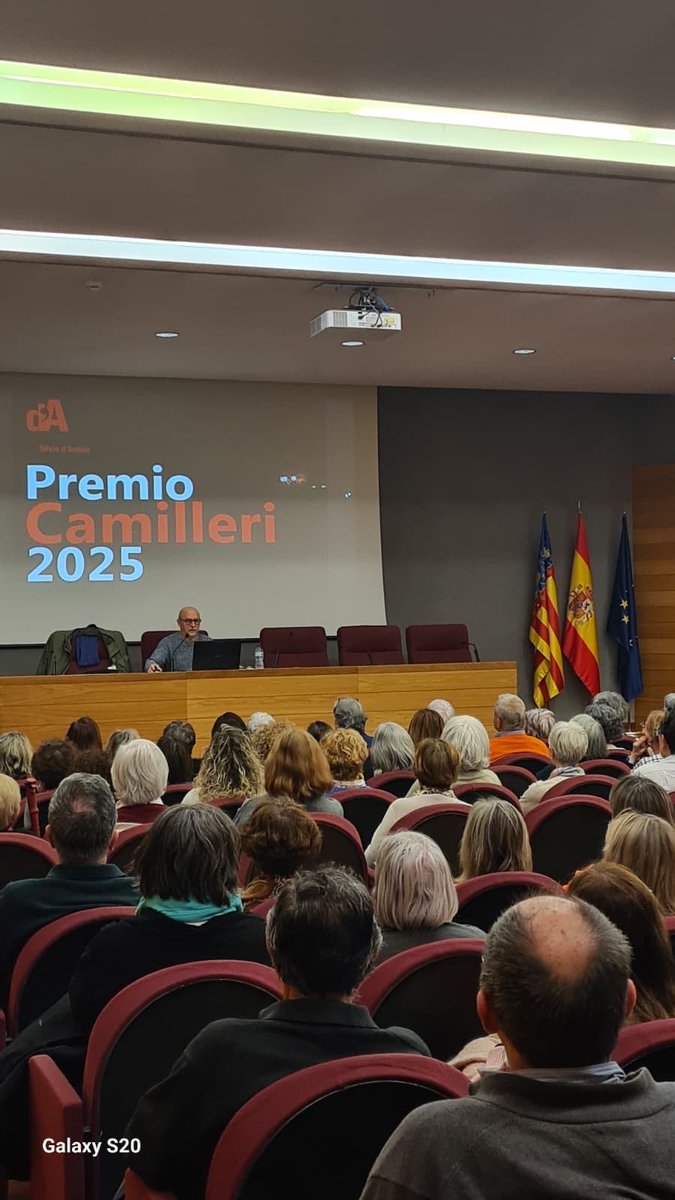CentroGLeopardi's tweet photo. Grazie per essere venuti alla conferenza sul Commissario Montalbano…

@GVAmubav https://t.co/5llltr5MKn