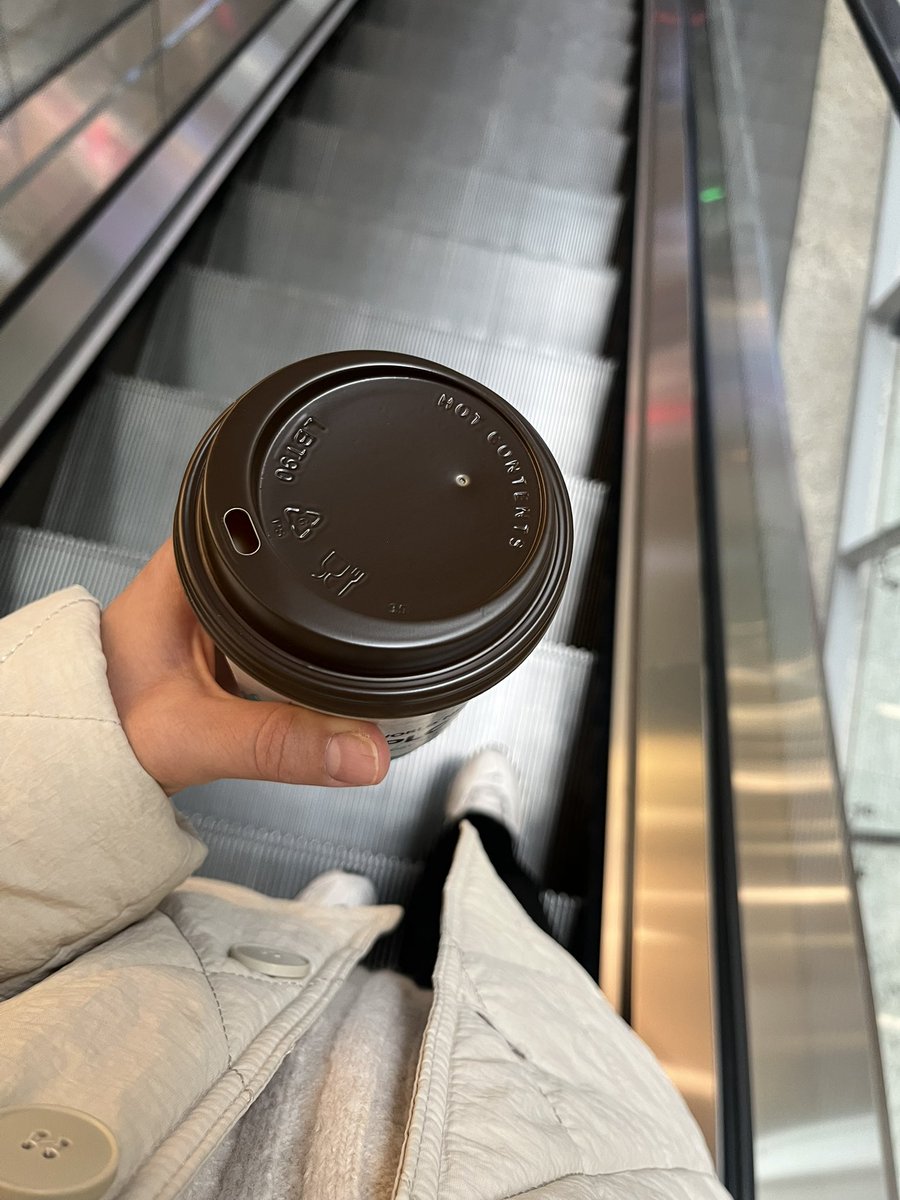 Yolda olmayı seviyorum, insanoğlu hep yolda olmalı diye attığım tweette bunu kast etmemiştim Allahım😅