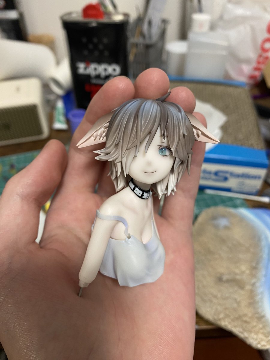 しばらく更新してませんでしたが
「灰儚衣ねこみち」作ってます。