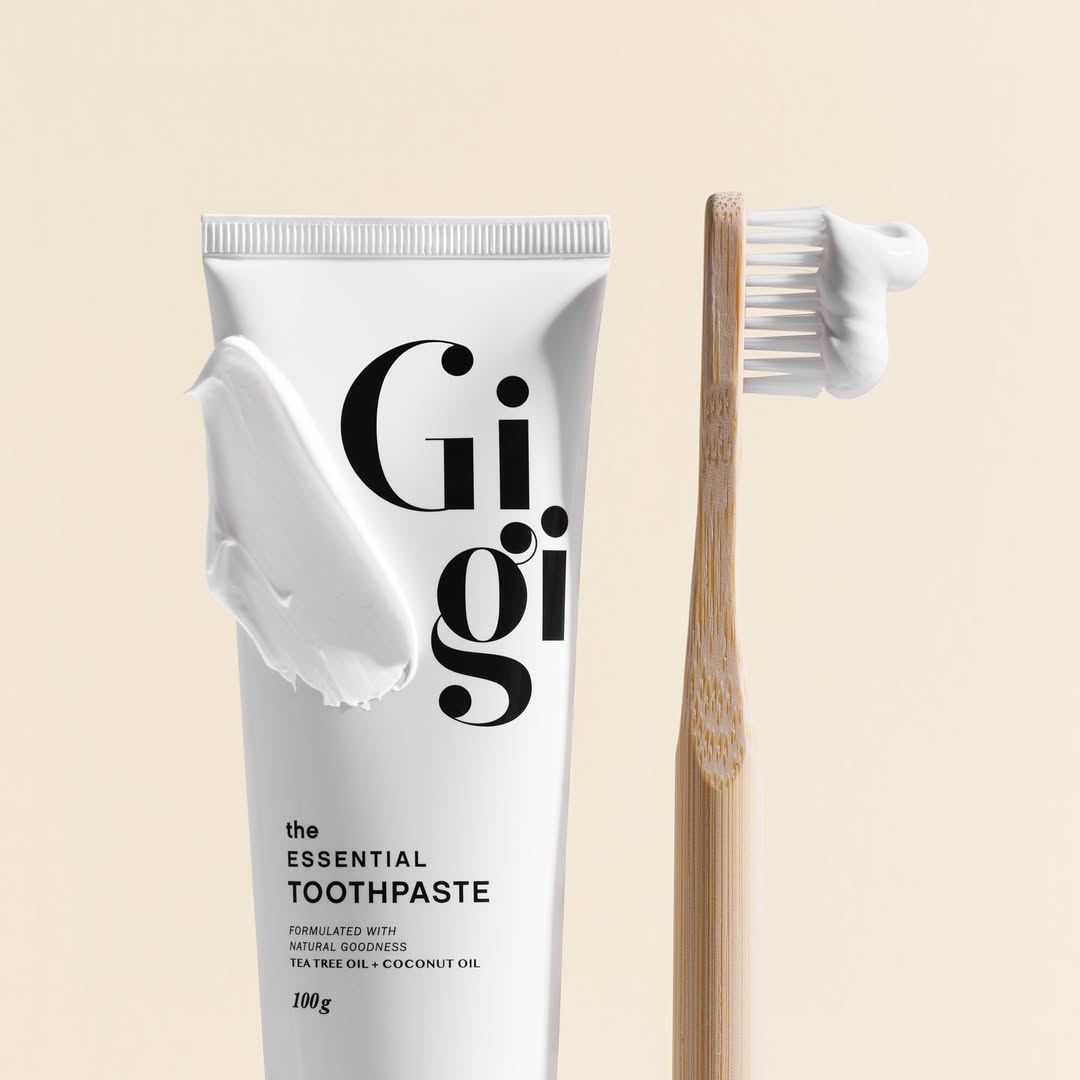 jameshyujinlee's tweet image. Recent photoshoot for a CPG brand 🦷🪥

We&apos;re fully booked for December and now taking bookings for 2026! 

If you launching a new brand or a new product and need to get a product photography, send me a DM!