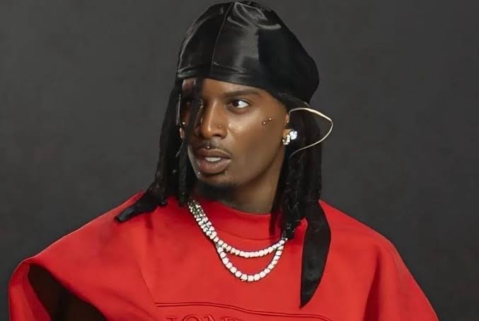 FastFNBR's tweet image. 🚨 CONFIRMADO: FORTNITE X PLAYBOI CARTI — EM BREVE 👀🔥

O rapper confirmou os últimos rumores através de seu Instagram secundário. Haverá skin(s), música(s) e também um evento (ainda desconhecido) no jogo.

#Fortnite #Playboicarti