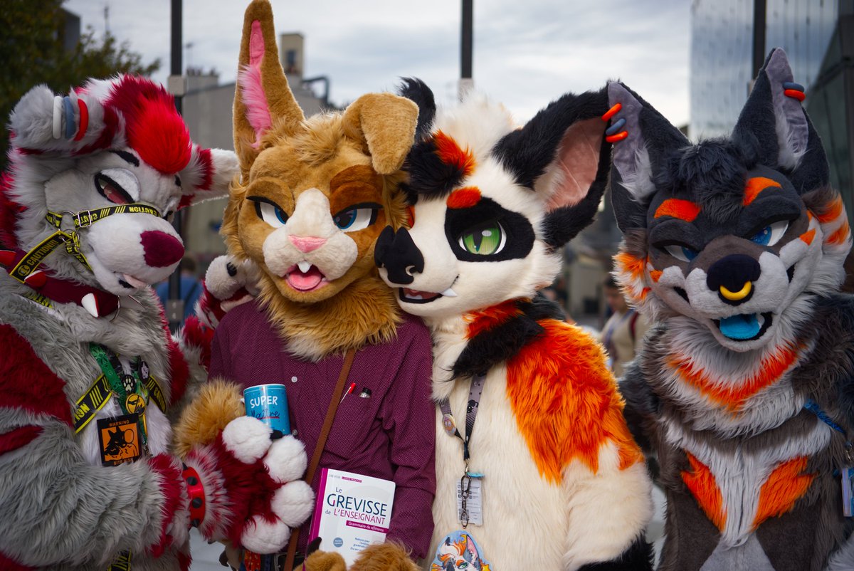 PeppermintWolfy's tweet image. You&apos;ve go troubles comin&apos; your way  ~
📸 @irtimidlougon