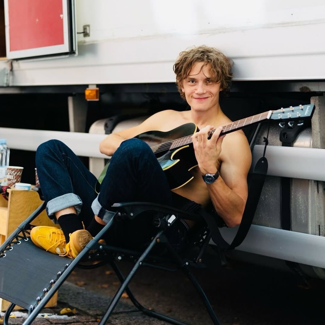 SpringLeafling's tweet image. Happy name day my beloved! I love you so much. May this day and the best year bring you love and joy.