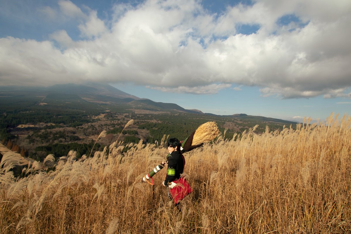 tera__cos's tweet image. 【cos】mhyk

　　　南の魔法使い

Lennox
Photo:@rin17cbads
