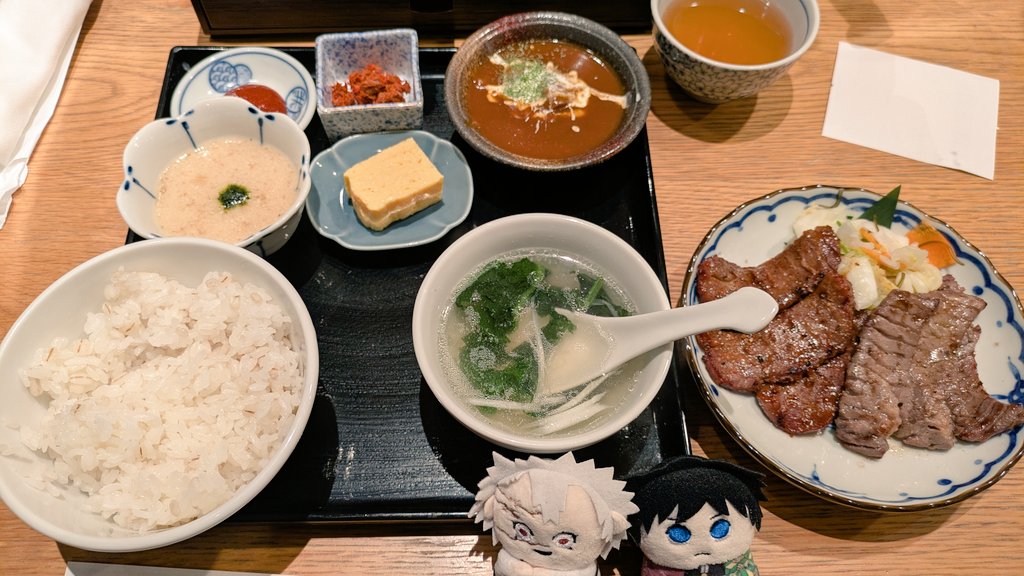 TechiTechigyu's tweet image. 山ちゃんのライブ終わって1人夕飯です。牛タン〜❤たん之助ってお店で食べてます😊うまし!!