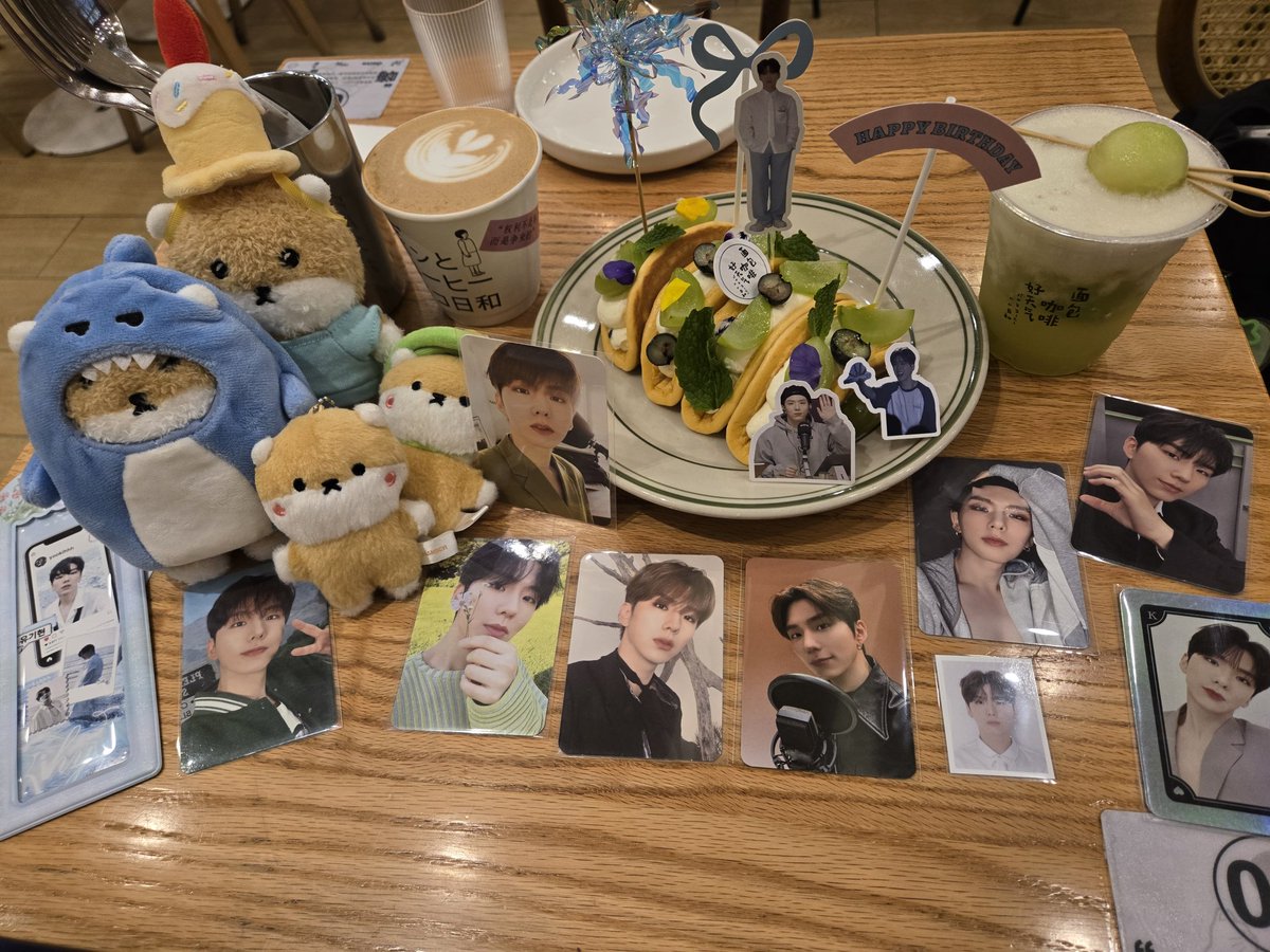 Janet_mx0521's tweet photo. Kiki!happy birthday 🎂 https://t.co/9nGDCLDthf