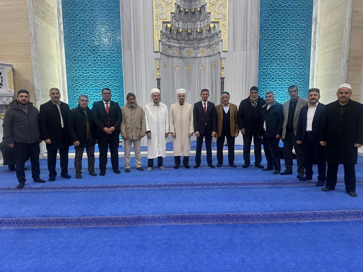 MusMilliEgitim1's tweet image. ŞEHİT VE VEFAT EDEN ÖĞRETMENLERİMİZ İÇİN MEVLİD PROGRAMI DÜZENLENDİ

Haberin Devamı İçin Tıklayınız 👇🏻📸
meb.ai/bB24gy

@tcmeb 
@Yusuf__Tekin
@TCMusValiligi
@akadiraltay47