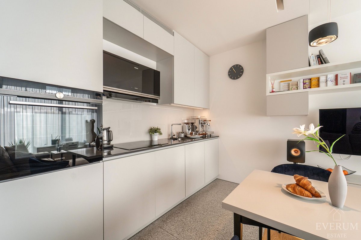 Michal Hardyn tweet media