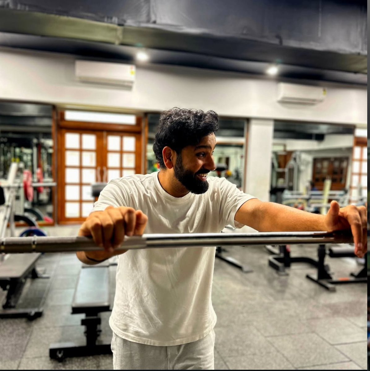 jod_insane's tweet photo. Bro is enjoying Gambhir’s humiliation and downfall 😭🫶🏻 https://t.co/OwO1IhDXFN