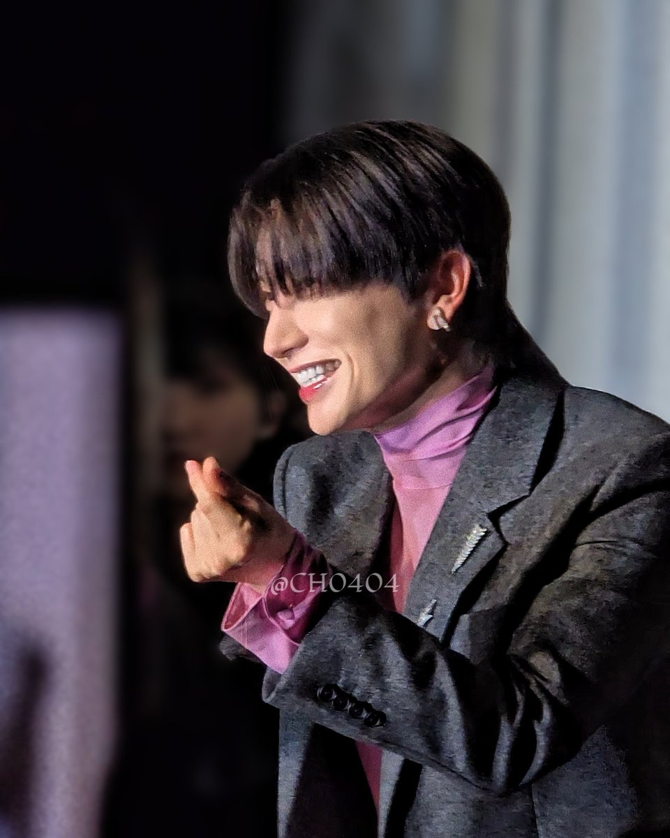 CH_LIUES's tweet photo. 𝟐𝟎𝟐𝟓𝟏𝟏𝟐𝟒 
𝐆𝐐 𝐌𝐞𝐧 𝐨𝐟 𝐭𝐡𝐞 𝐘𝐞𝐚𝐫

@special1004
So beautiful 🥹😭🪽

#슈퍼주니어 #SUPERJUNIOR 
#이특 #leeteuk #イトゥク https://t.co/aIoxVDNv6v
