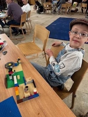 HullMinster's tweet image. Family worship: listen to a bible story, then build it in Lego or Minecraft.
Free breakfast too.
1st Saturday each month 10 to 11.30am Next one Sat 6th Dec 25 then next is 7th Feb 26
All are welcome! 
Pre-order your breakfast via our website hullminster.org/calendar