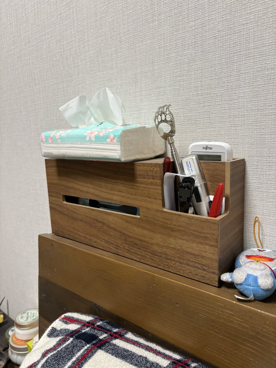 mauta34's tweet photo. 私「なんでボックスに入れなかったの？」
彼女「忙しかった」
私「用事の前とかに出してくれたの？」
彼女「寝る前。眠たくて忙しかった」
私「ん？？🤔🤔🤔」 https://t.co/USil70JChK