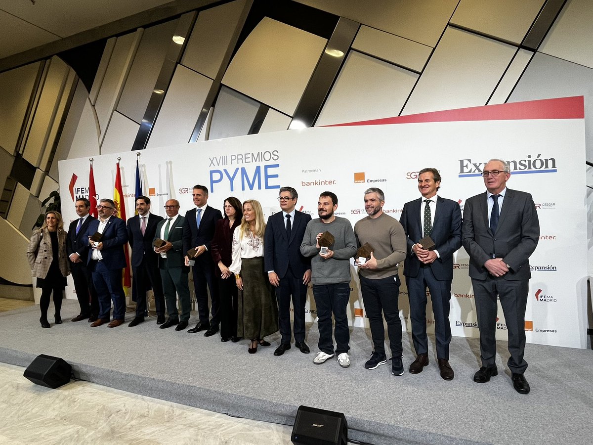 expansioncom's tweet photo. Finaliza aquí la XVIII edición de los #PremiosPyme2025. Muchas gracias a todos por seguirlo con nosotros.
La cobertura al completo, en https://t.co/FZP0qXWhKJ https://t.co/vW6KKDAb64