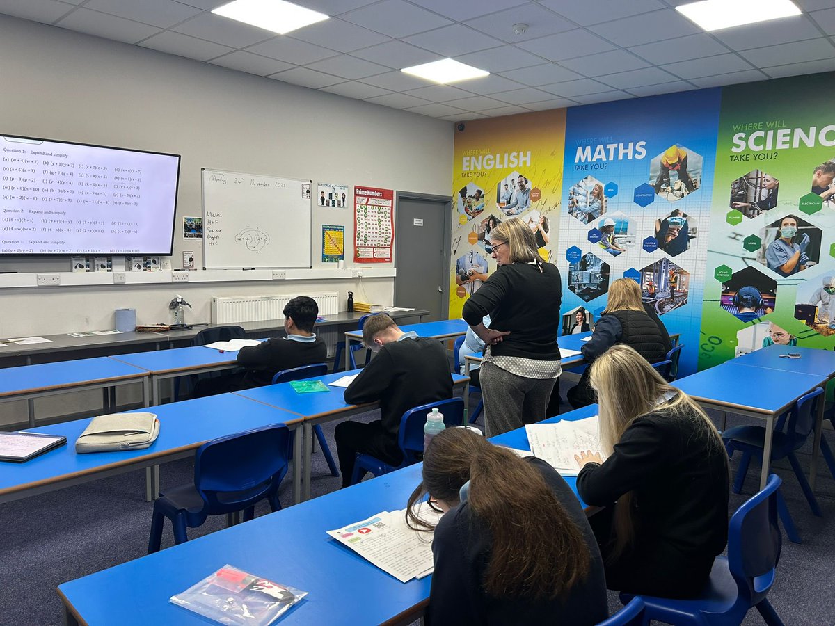 reintegreat's tweet image. 📐✨ In today’s Maths lesson, our Year 11 group tackled the exciting challenge of expanding two brackets! 📊🤓 Students engaged in hands-on problem-solving, collaborating to unlock the secrets of algebra. 🌟🔢 

#MathsInAction #Year11 #LearningTogether
