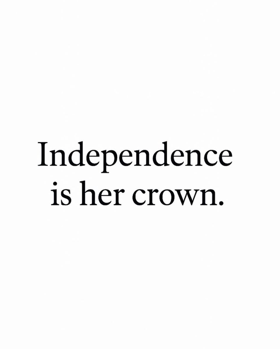 She works hard, earns her money, makes her moves, and answers to no one.
Her freedom is expensive and she paid for it herself.

This bag is for the woman who owns her independence.
Her money.
Her choices.
Her destiny.