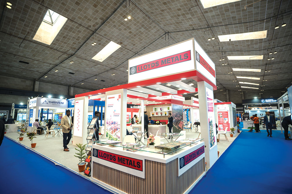 equipment_times's tweet image. Innovation has become a key differentiator in the industry. 

Read more:- equipmenttimes.in/Innovation-has… 

@RamamurthyTM @philipjourno #equipment #infrastructure #contractor #constructionequipment #manufacturing #machine #mining #miningequipment #heavyduty #machinery #excavator