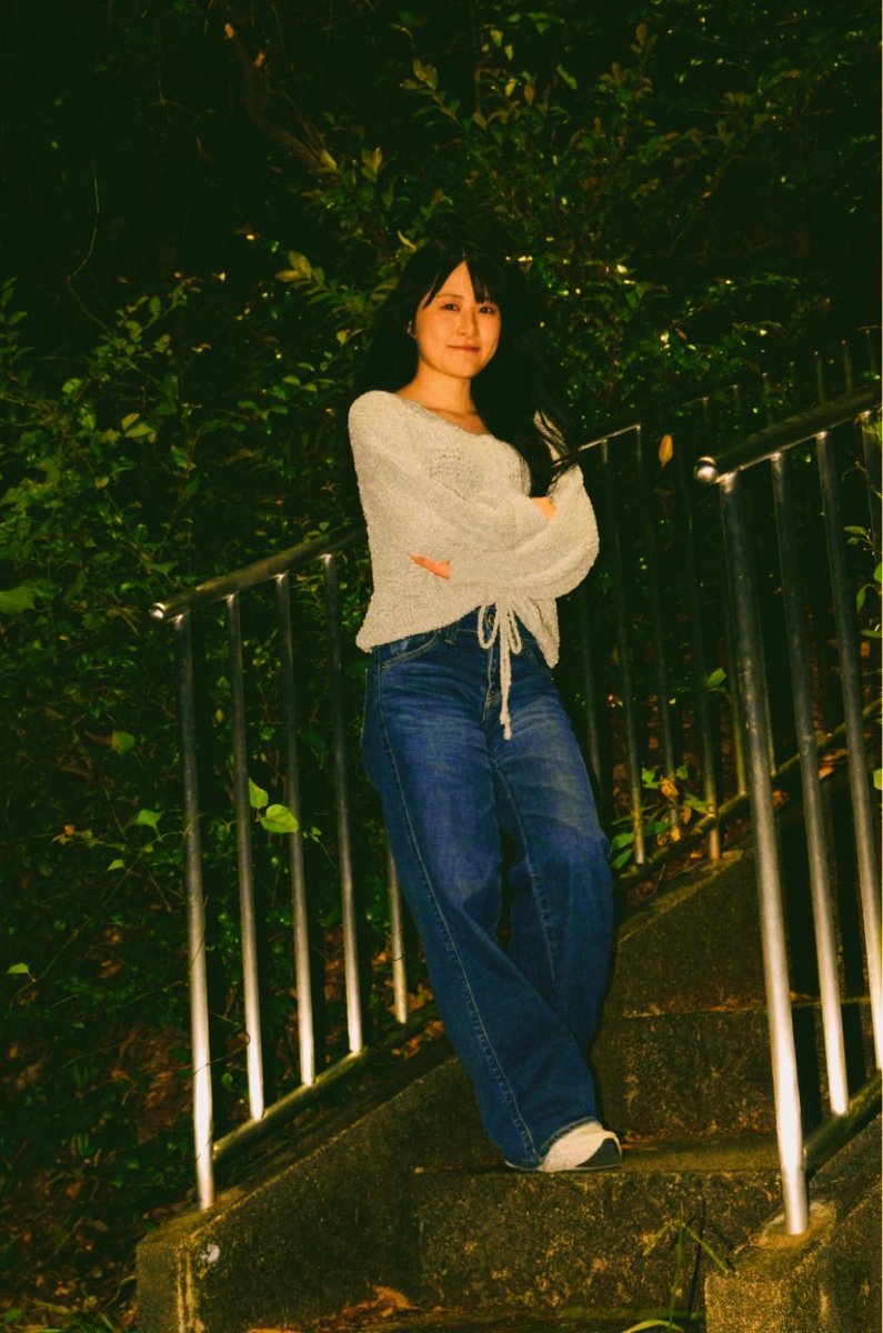 NU_Shinnsei's tweet image. 【役者紹介②】
児玉佳奈枝役　あやね

リーダーシップがある方です。稽古場が停滞している時に「できる」「やれる」と常に前向きで、その勢いが全体を明るくしてくれます。だんだん児玉らしさを身につけてきていて、演出としてもとても心強い役者さんです。

文責：ウダ

＃劇団新生 ＃うかうかと新生