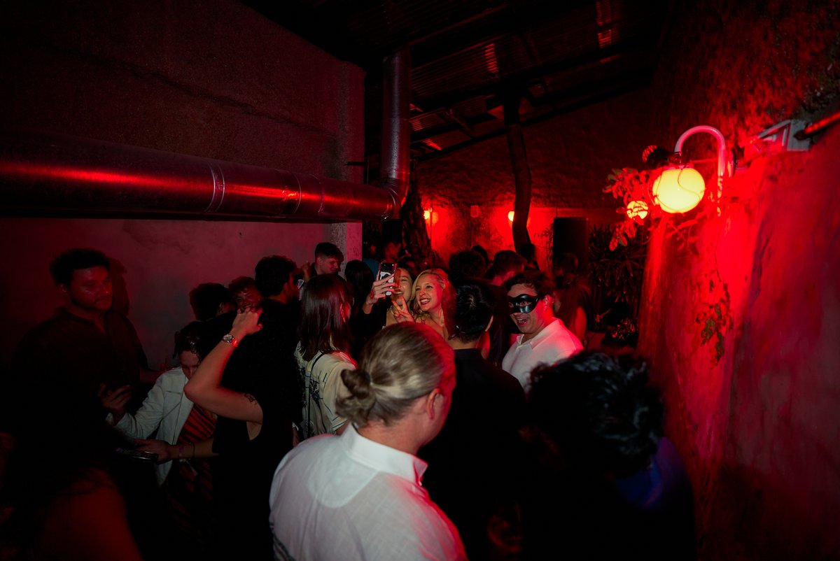 boundless_xyz's tweet image. gberry everyone but especially to those who are still recovering from our Noche de Máscaras with @zerion @stellarorg @myosin_xyz

@EFDevcon was a berryful time, we&apos;ll be back again next year!