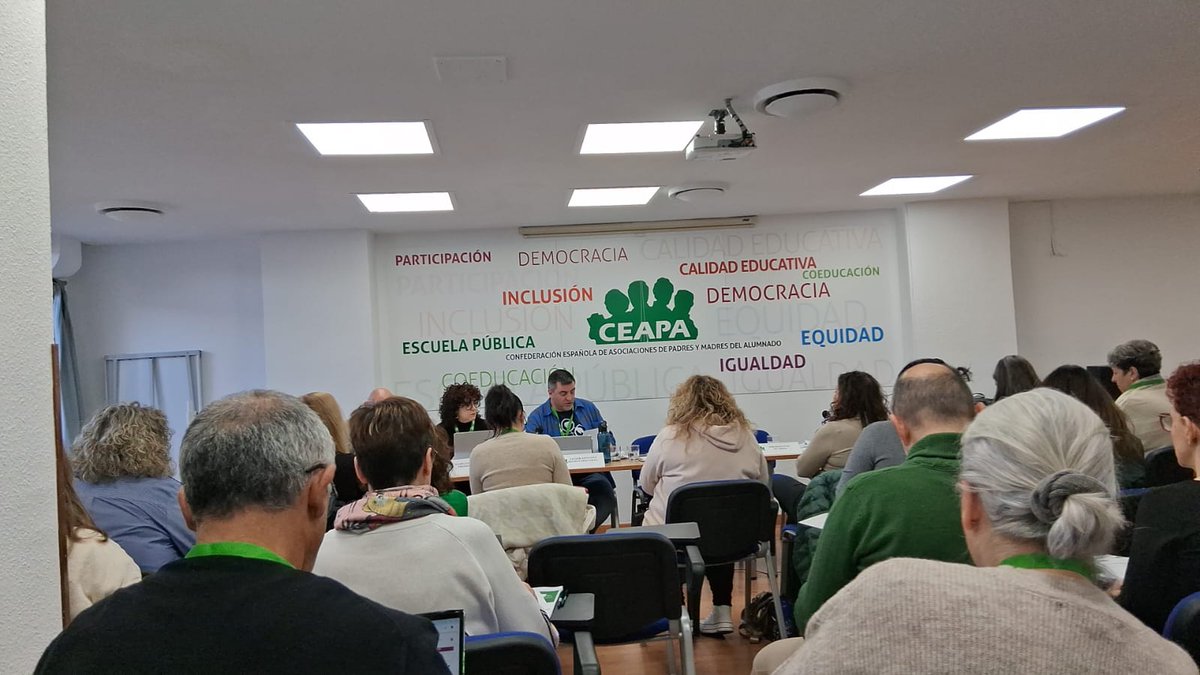 Este fin de semana participamos en la Asamblea General de CEAPA para debatir la hoja de ruta de la educación pública.

Llevamos las inquietudes de las AMPAs de Cádiz a la esfera nacional. ¡Seguimos trabajando! 💪