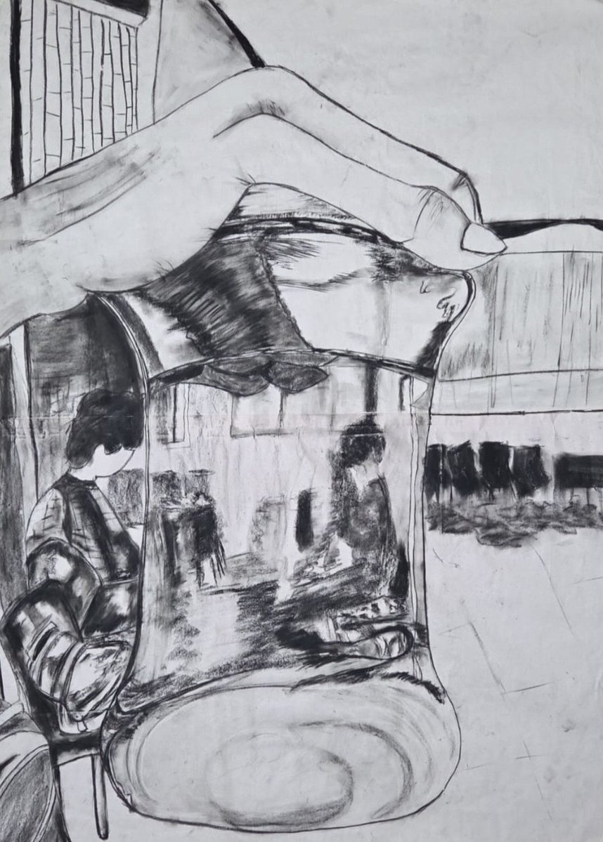 sea_edu_'s tweet image. Exploring concepts of magnification and lenses to alter perspectives of everyday objects, by Twisha Motghare. This series imagines the world through different physical lenses, and attempts to accurately represent the experience of visual stimuli through sight.

(6/6)