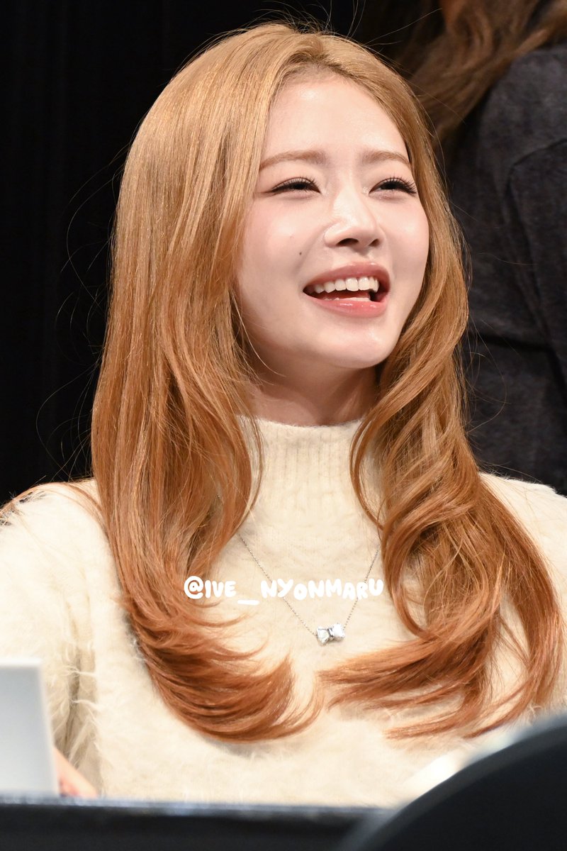 IVE_nyonmaru's tweet image. 251124

(՞`꒳´՞)*♩🐥

#아이브 #레이 #レイ #REI #直井怜 #대면팬사