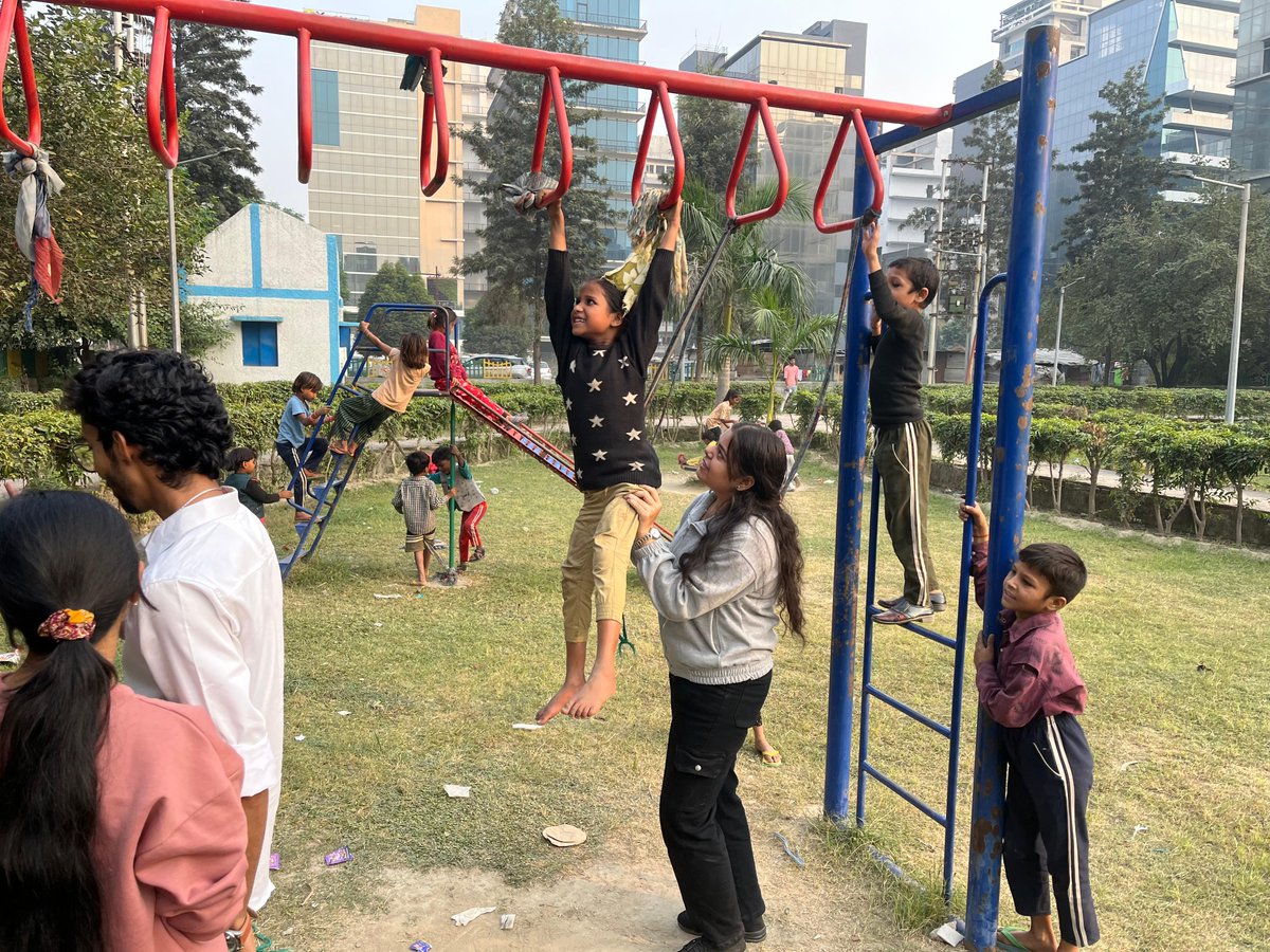 KCCinstitutes's tweet photo. Real impact happens when young minds give their time, heart, and energy. ๐
KCCITM students spent the day learning, playing, and giving back.
#kccitm #communityimpact #youthpower #volunteerday #giveback #socialgood #trending https://t.co/FTcVQVuH8l