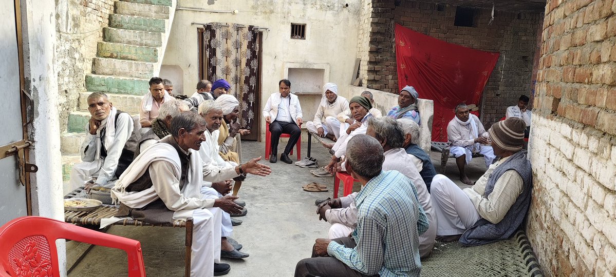 MlcSuresh's tweet image. शामली थाना भवन गाँव कैड़ी में स्वर्गीय श्री सतपाल कश्यप जी की तेरहवीं पर विनम्र श्रद्धांजलि दी।
आपकी सरलता, विनम्रता और समाज के प्रति समर्पण हमेशा याद रखा जाएगा।
ईश्वर दिवंगत आत्मा को शांति दे।
ॐ शांति 🙏
#Sureshkashyap