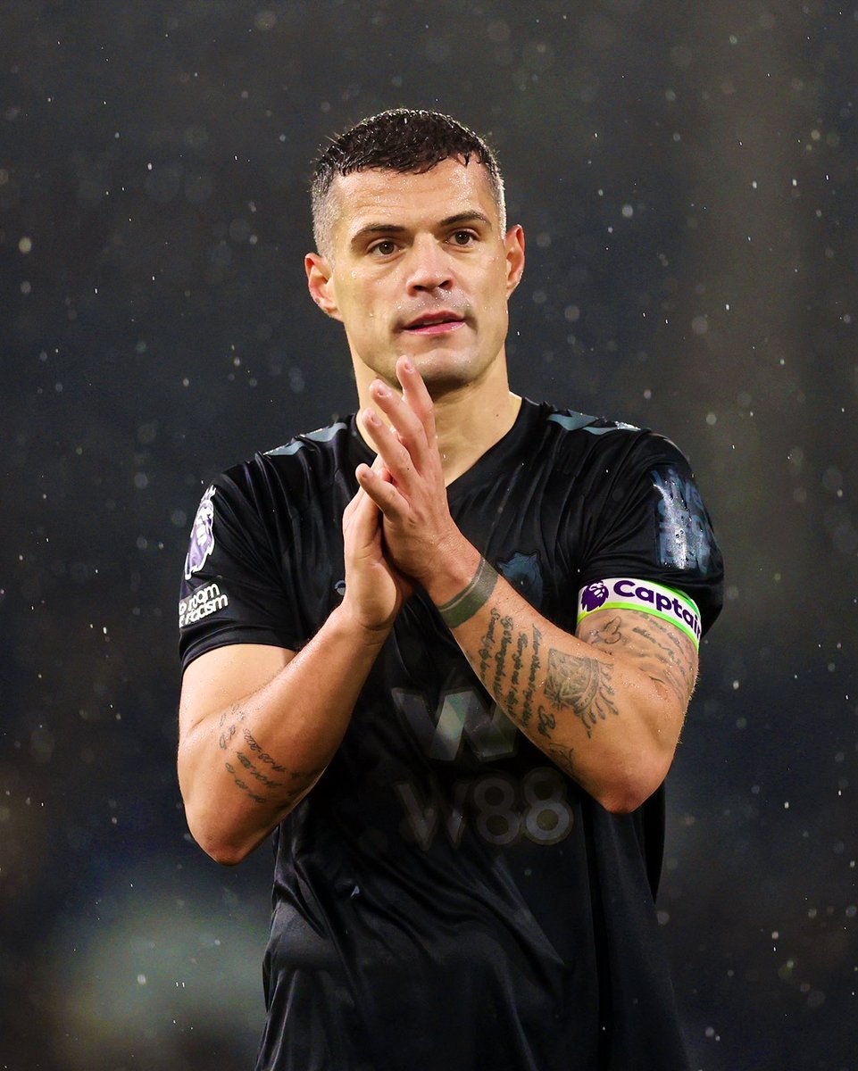 #Xhaka è l’acquisto che l’#Inter ha mancato quest’estate: immaginatevelo ieri al primo derby.. il #Milan con 100 limiti ha sentito la partita, noi abbiamo sempre quell’atteggiamento: ‘vabbè, ce la facciamo’, ‘oddio, la perdiamo’ 

#InterMilan #SerieAEniLive