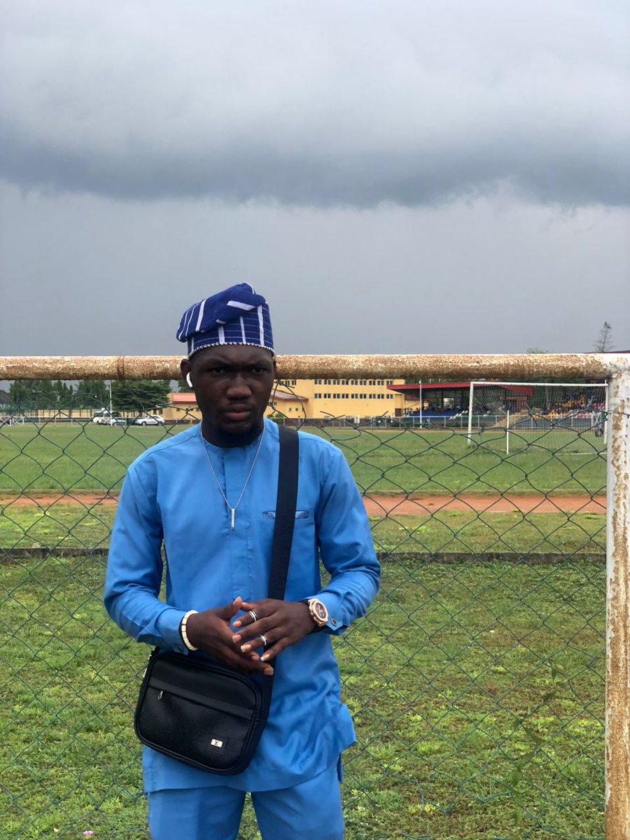 iamtundun's tweet photo. MCM👑🤍 https://t.co/mVkW3swWm6